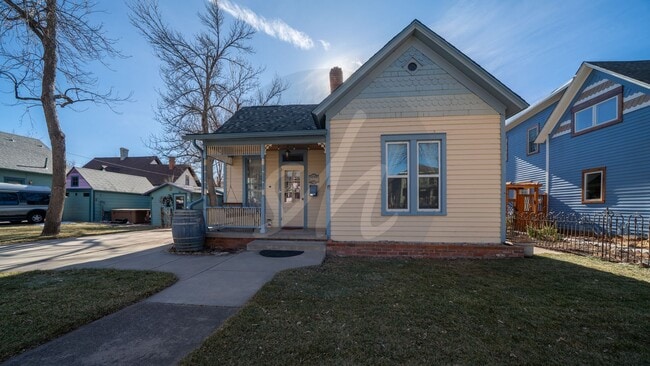 Building Photo - 1111 W Pikes Peak Ave Unit 1111 W Pikes Peak Avenue  1