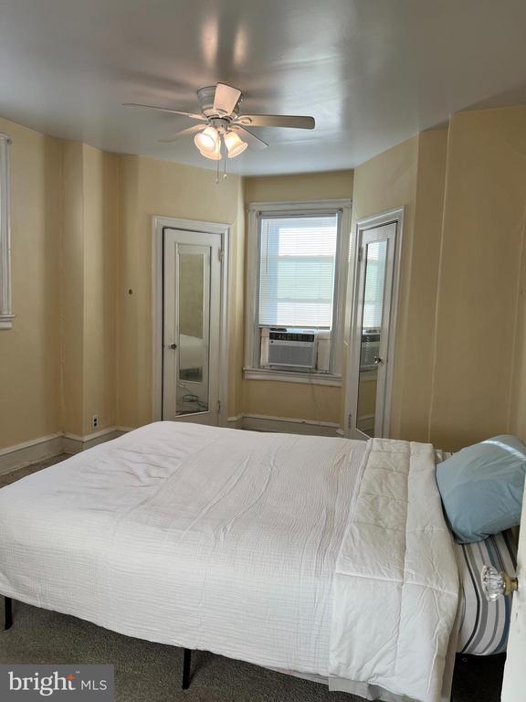 Photo - 1630 Conlyn St