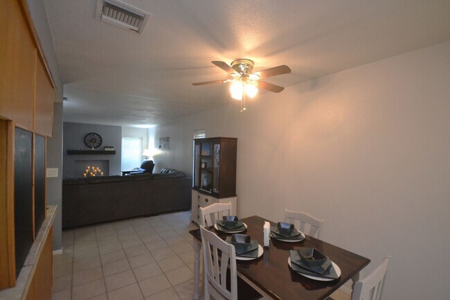Photo - 3 bedroom, Fully Furnished Home