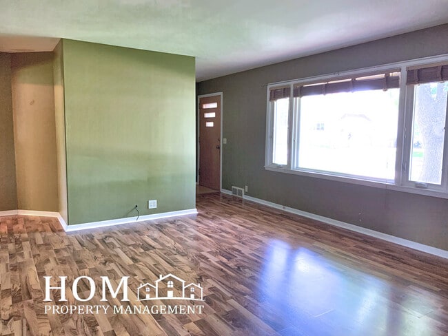 Photo - 109 Pfau St