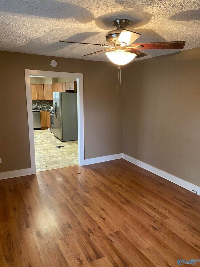 Photo - 1501 Mckinley Ave NE