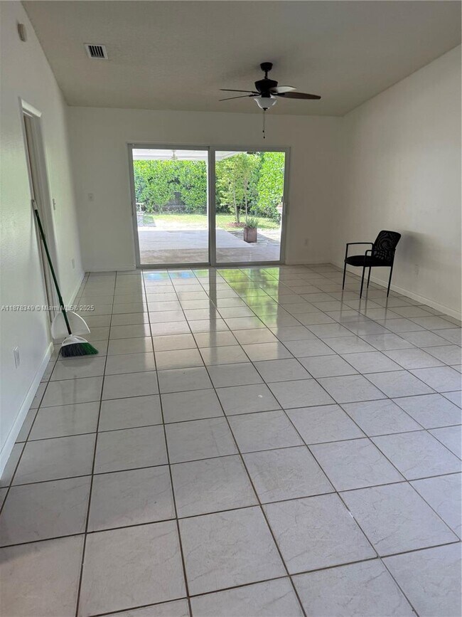Photo - 20420 SW 122nd Ave