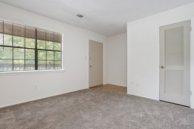 Photo - 715 Welcome Ave