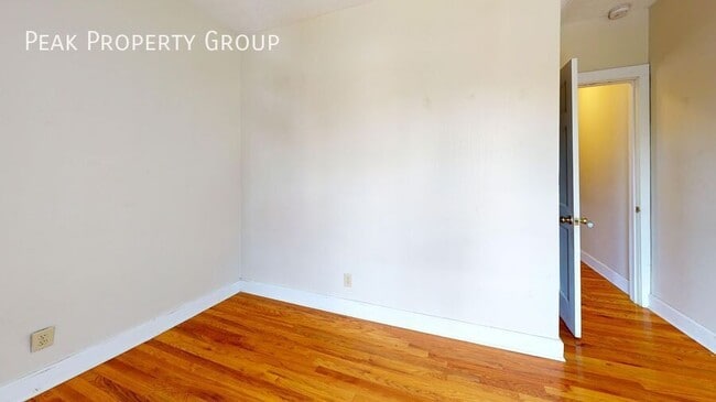 Photo - 1369 Indianola Ave