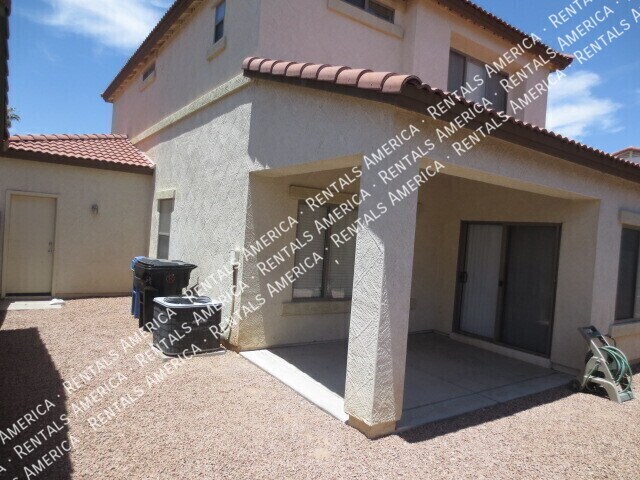 Photo - 323 N 76th Pl