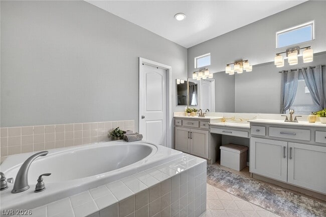 Photo - 3932 Bagua Ct