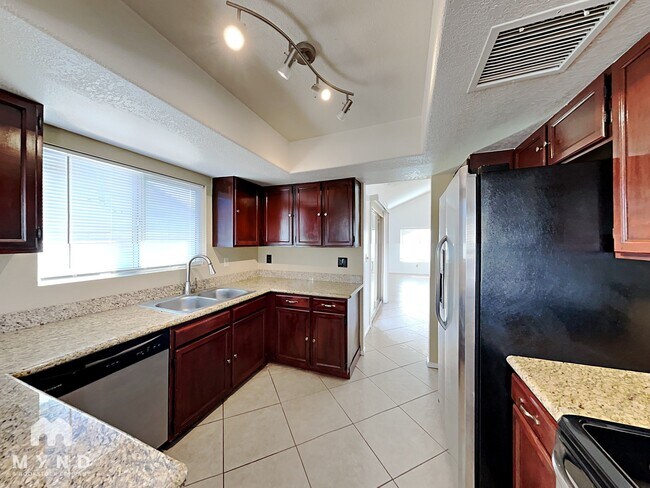 Photo - 10037 E Stella Rd