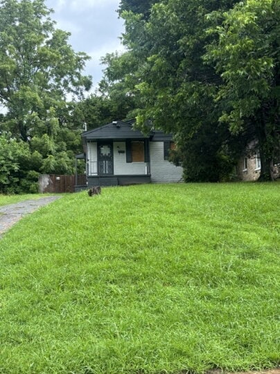Building Photo - "Charming 2-Bedroom Retreat on Marjorie Street – Perfectly Cozy in Memphis!"