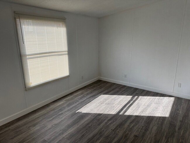 Photo - 205 Royal St