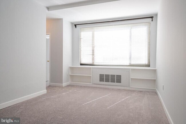 Photo - 1021 Arlington Blvd Unit 120