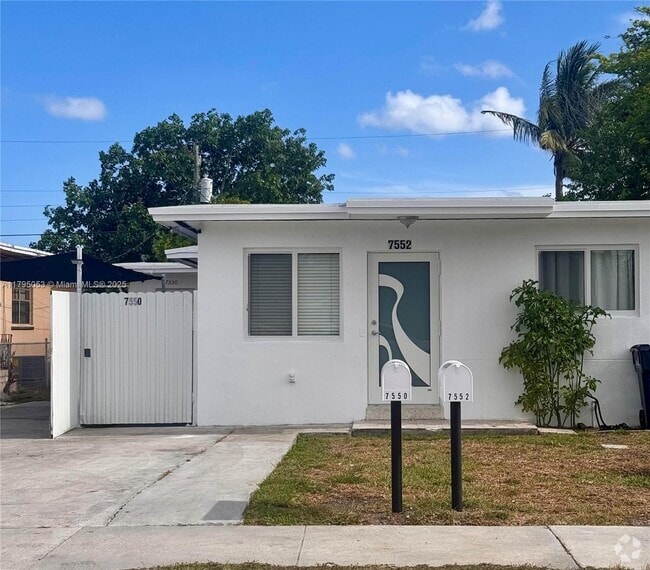 Building Photo - 7550 NW 2nd Terrace Unit 7550 Rental