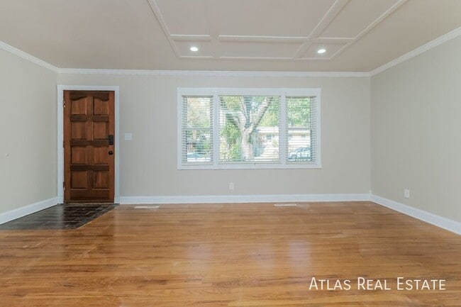 Photo - 3617 NE 47th St