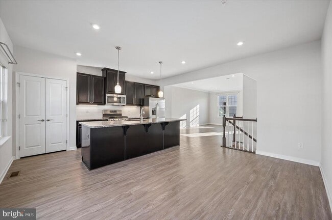 Photo - 214 Bamboo Dr