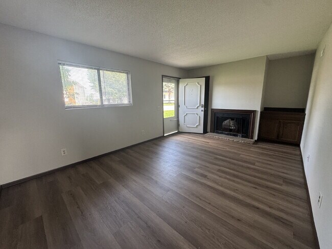 Photo - Simply the Best — Freshly Remodeled in the Chatham School District Unit Apt B