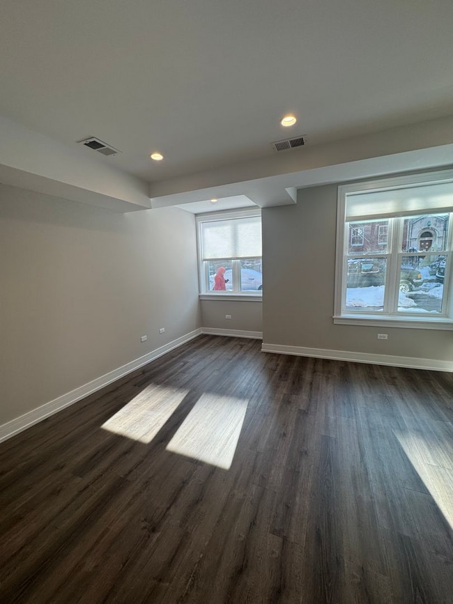 Photo - 1712 W Lunt Ave Unidad 101