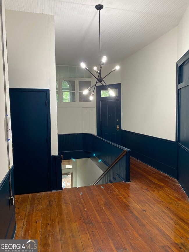 Building Photo - 208 Adamson Square Unit A
