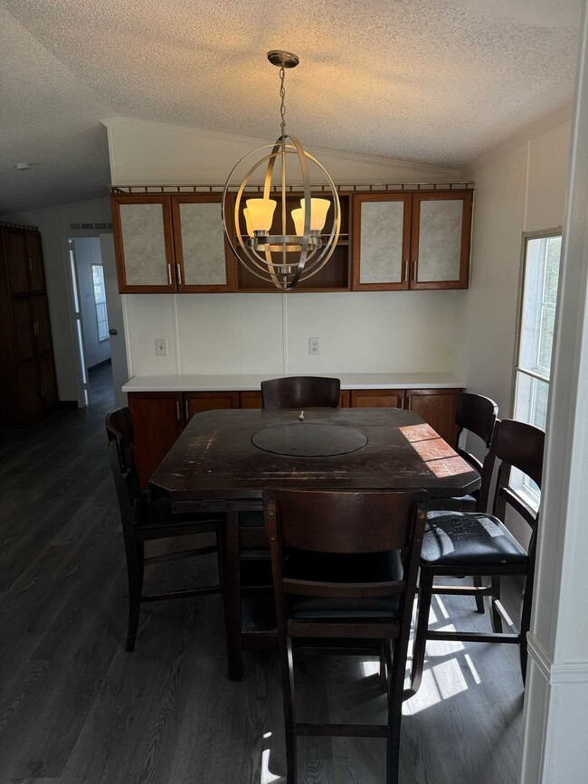 Photo - 14004 Duncum St