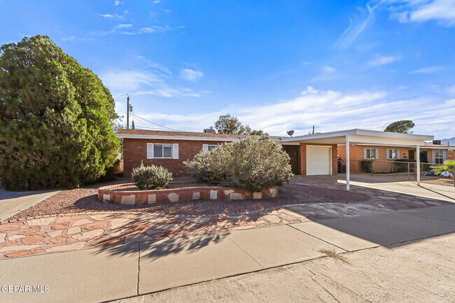 Photo - 5828 Sturgeon Dr