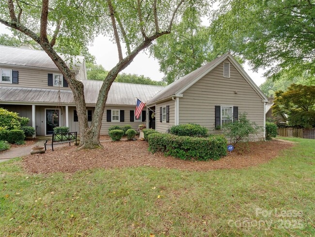 Photo - 3806 Selwyn Farms Ln Unit 1