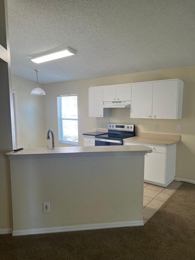 Photo - 833 Lake George Dr