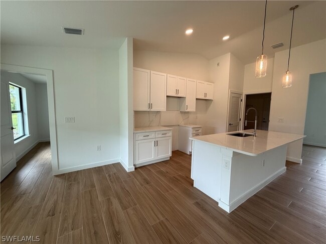 Photo - 2707 34th St SW