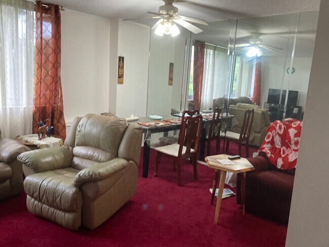 Photo - 5353 Columbia Pike Unit 610