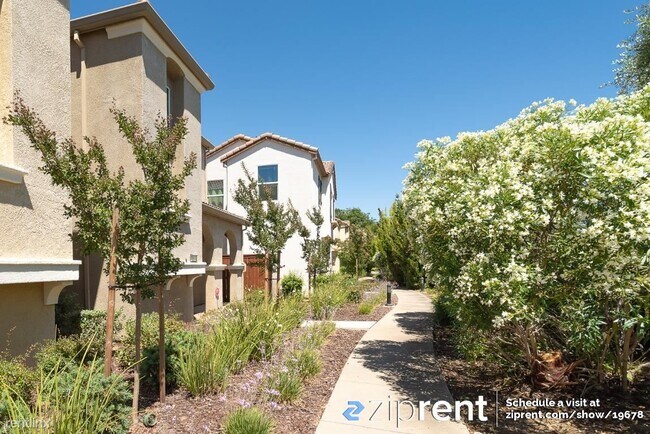 Photo - 3 br, 2.5 bath House - 4804 Ocean Ln, Elk ...