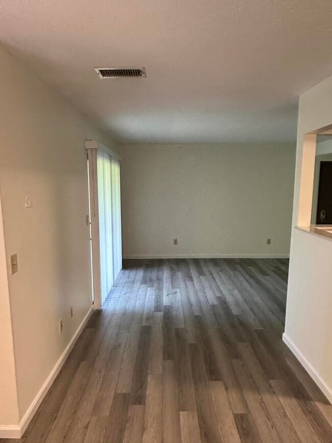 451 Westwood Dr Unit A3