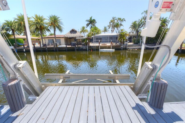 Photo - 2228 SE 10th St