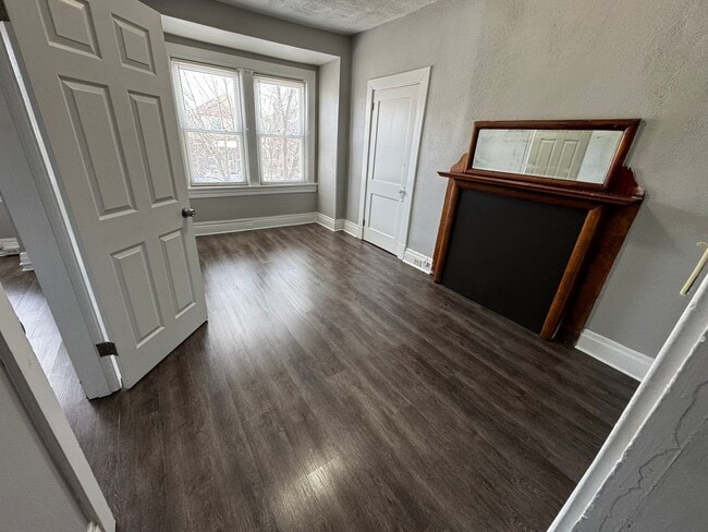 Photo - Newly Remodeled Two Bedroom Apartment in Squirrel Hill