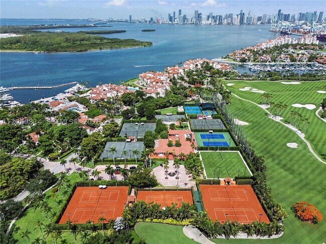 Photo - 2124 Fisher Island Dr Unit 2124