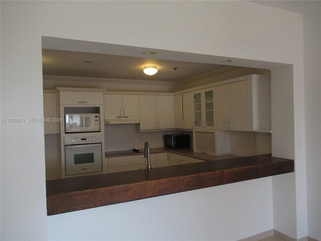 Photo - 201 Crandon Blvd Unit 341