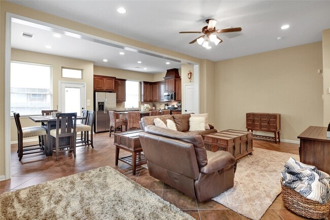 Photo - 21 Cheswood Manor Drive