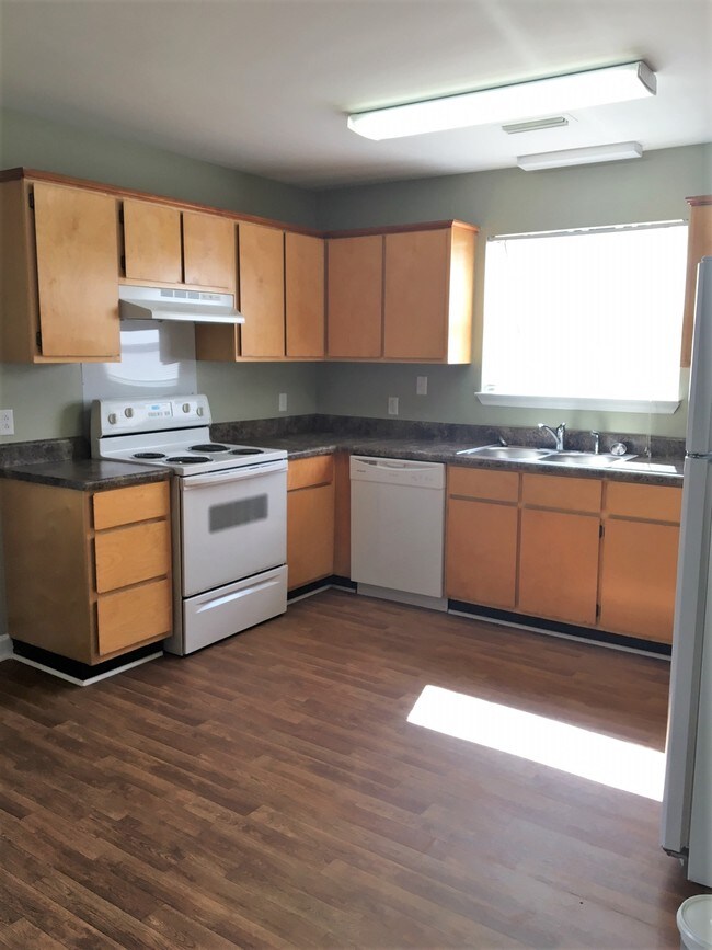 Photo - Mitchell Apartments