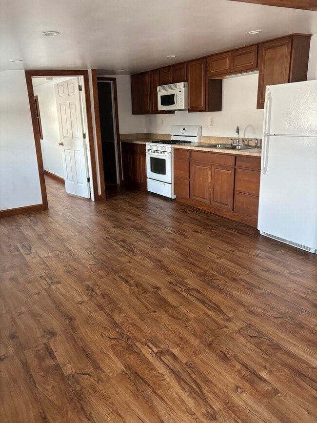 Photo - 125 Church St Unit 3