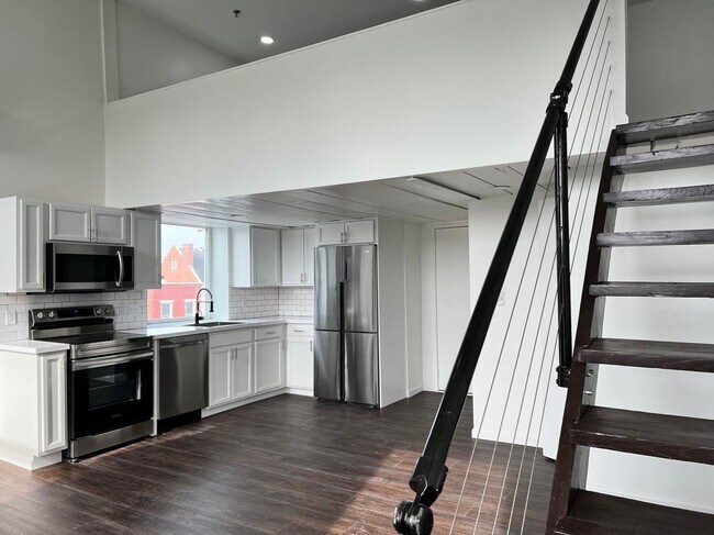 Photo - 3rd & Cumberland