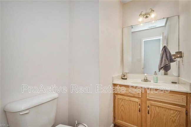 Photo - 1220 Woods Edge Cir