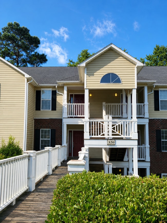 Building Photo - 320 Bubble Creek Ct