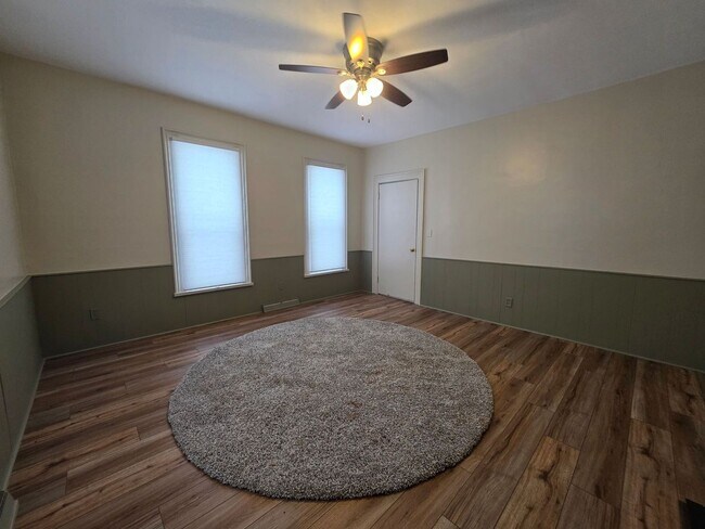 Photo - Four Bedroom House Available in Battle Creek!