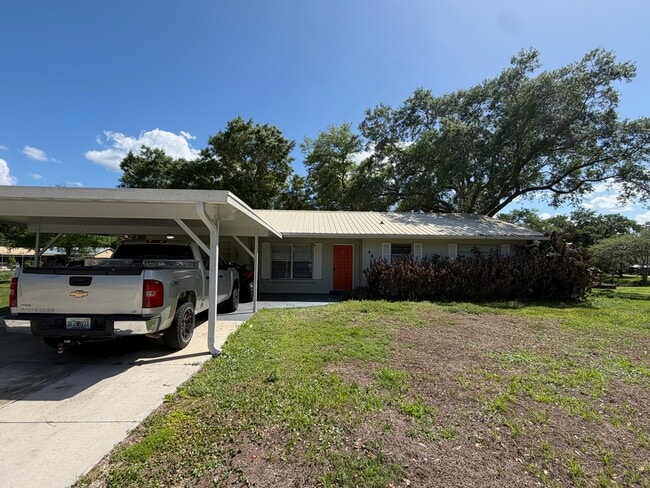 Building Photo - 4868 NW 27th St