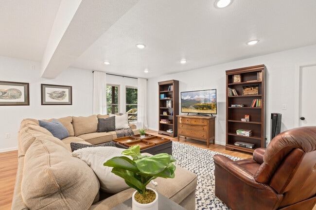 Photo - 1 Marykirk Ln Unidad ID1221821P