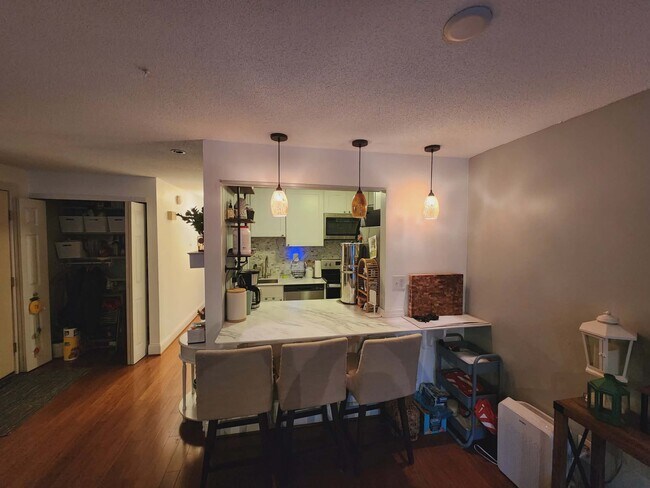 Photo - 220 Main St Unit 4L