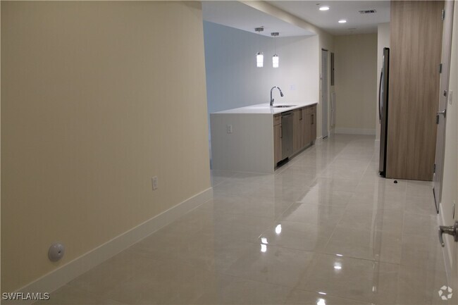 Building Photo - 26600 Rosewood Pointe Dr Unit B-106 Rental