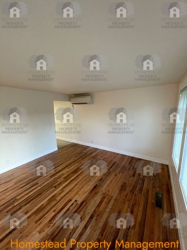 Photo - 425 S 8th St