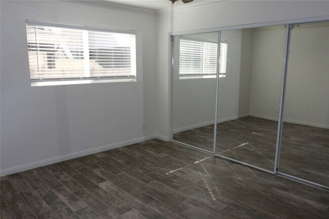 Photo - 111 N Calle Seville