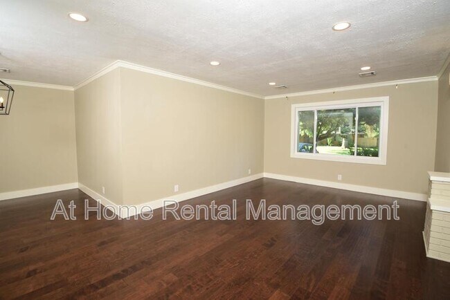 Photo - 3720 E 59th St