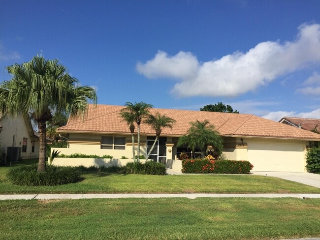 Photo - 9775 Sun Pointe Dr