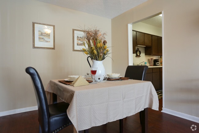 Photo - Foxcroft Apartments