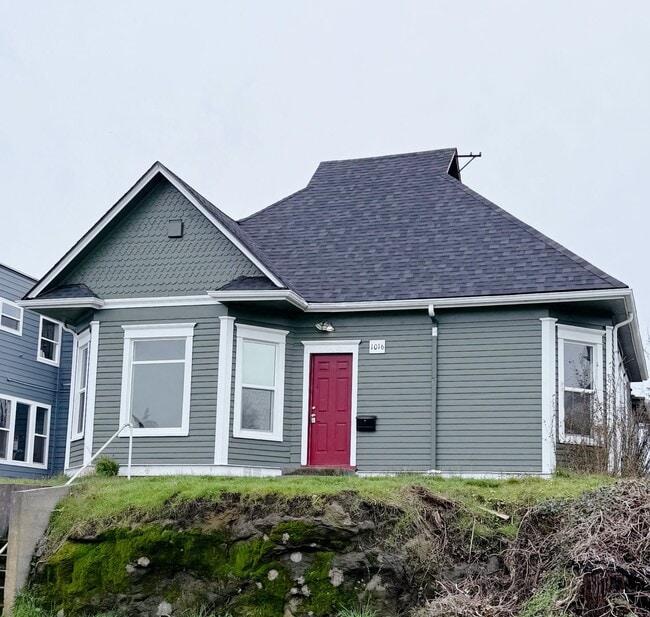 Building Photo - 1016 High St