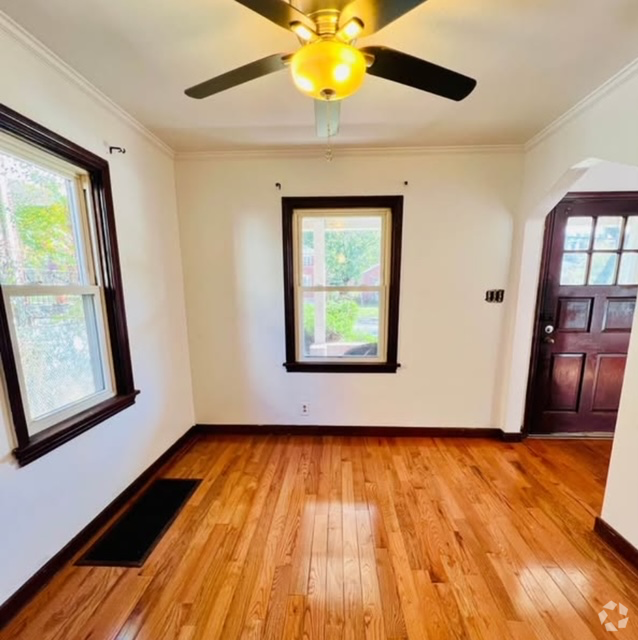 Building Photo - 4301 Stanton Ave Rental